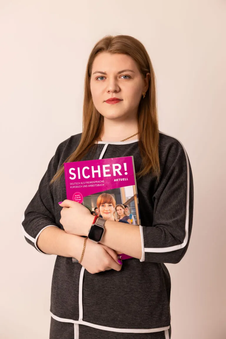 Cristina Cotelea, profesor de limba germană